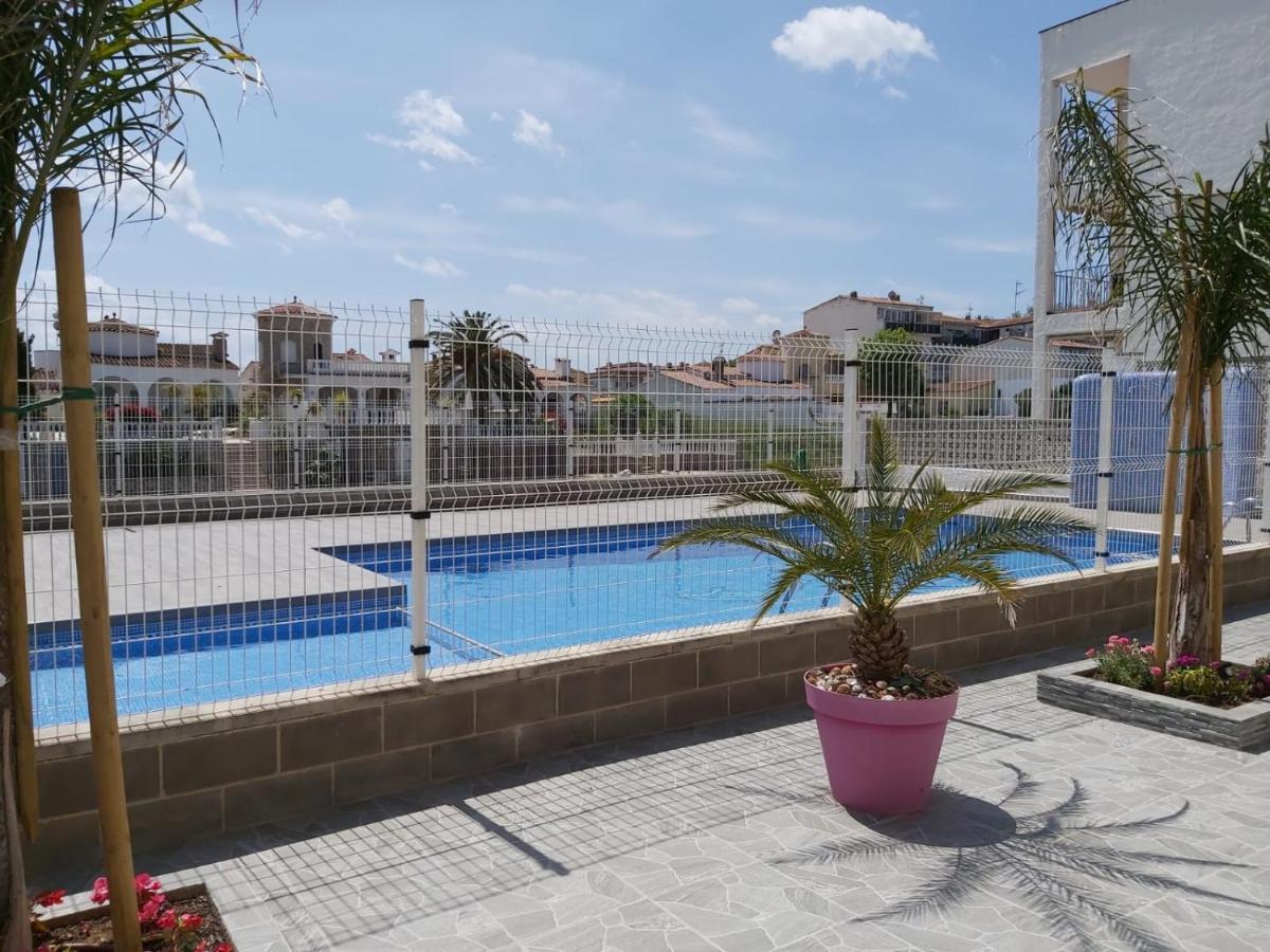 Apartament Amb Piscina Empuriabrava Zewnętrze zdjęcie